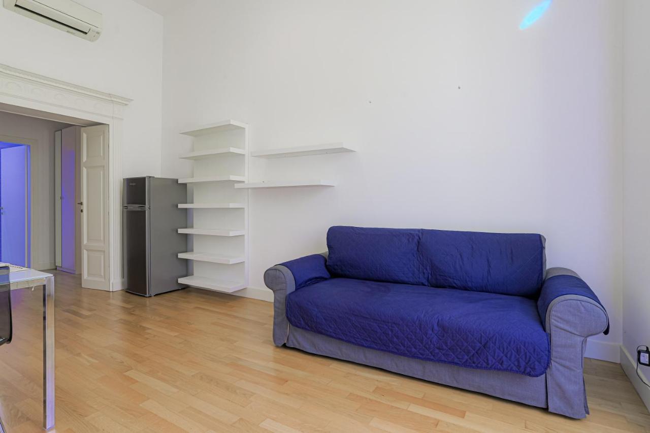 Cozy And Strategic In Centre Apartment Rom