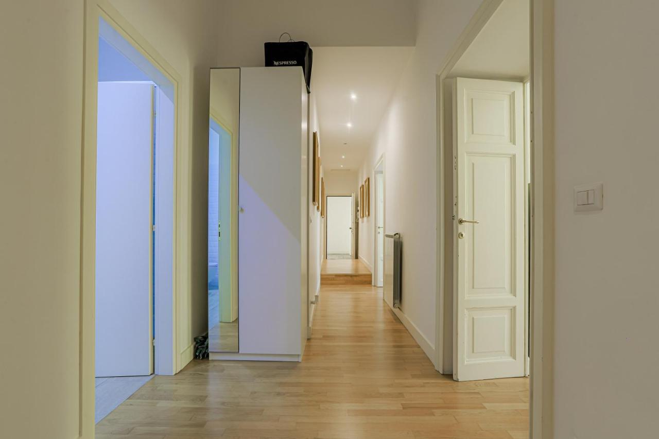 Apartment Cozy And Strategic In Centre Rom